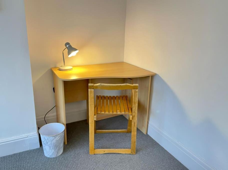Portsmouth 3 Bedroom Getaway, Sleeps 6 Exterior photo